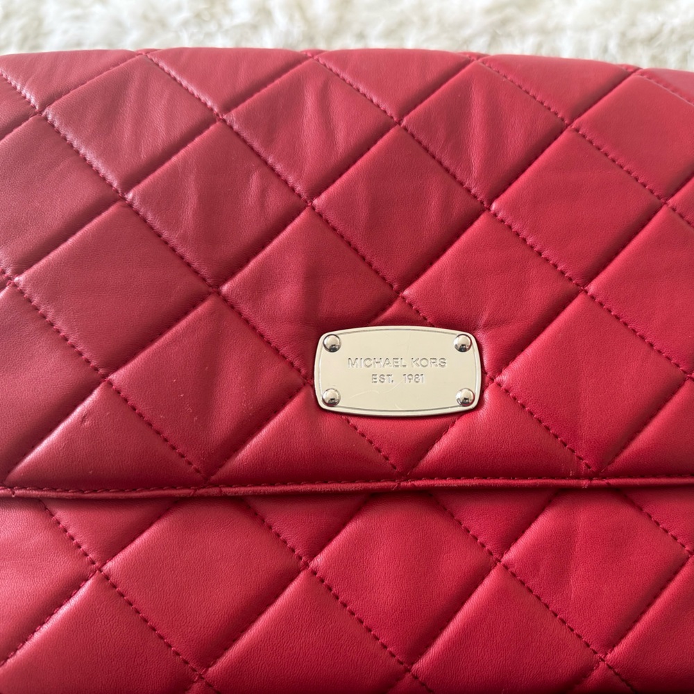 Michael Kors Cherry Quilted bag